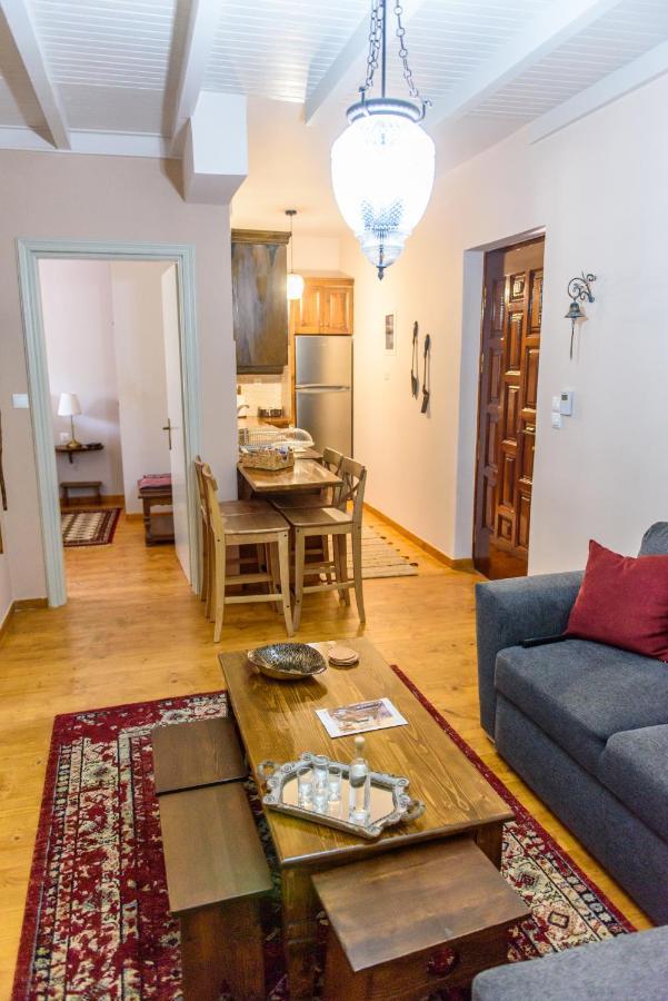 Δημητσανασ Τοποσ Νύμφη Θεισόα Apartment Dimitsana Exterior foto